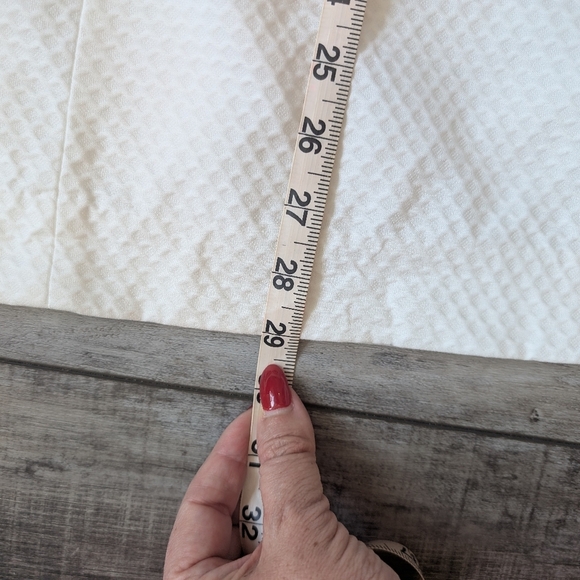 Lilly Pulitzer Kade dress is resort white sz. 2 - Picture 10 of 10